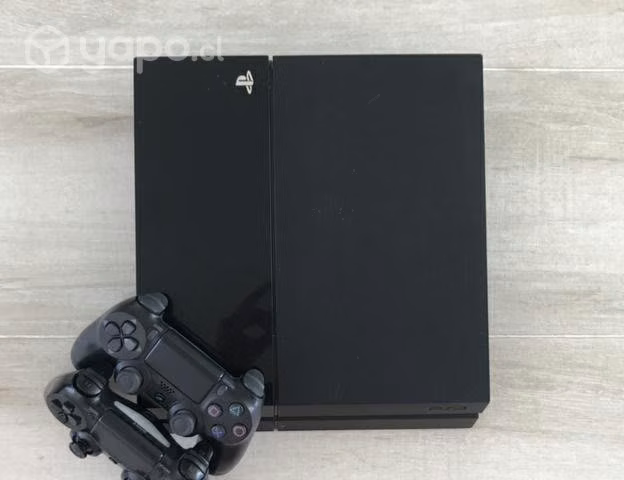 Playstation 4 con 18 juegos  500gb
