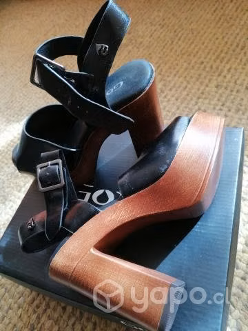 Sandalias Gotta Nuevas sin Uso n° 35