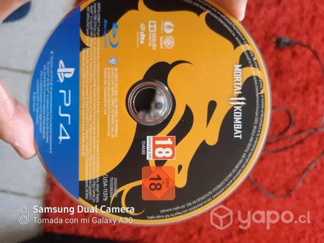 Play station4 + mk11 + 2 joystick originales
