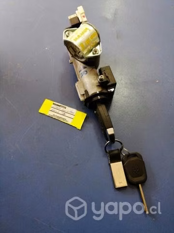 Chapa motor con 2 llaves Maxus T60 2018