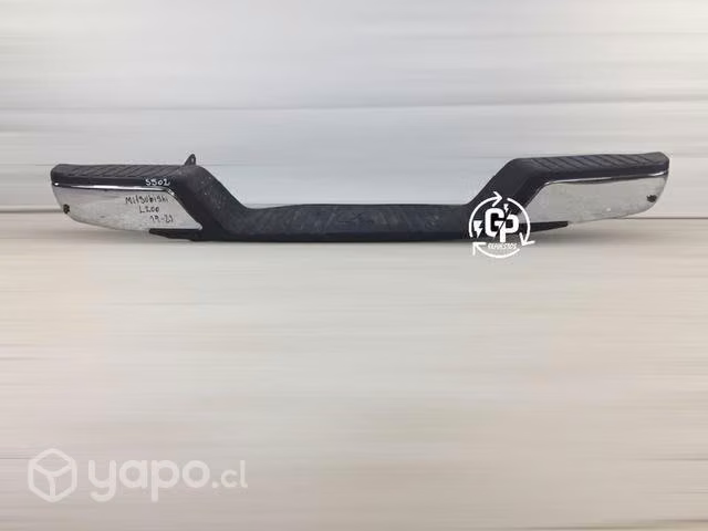 Parachoque trasero Mitsubishi l