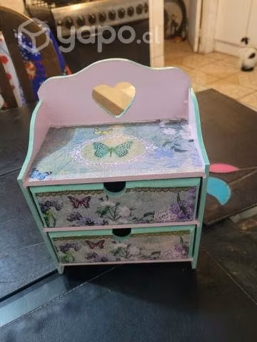 Jollero decorado con servilletas