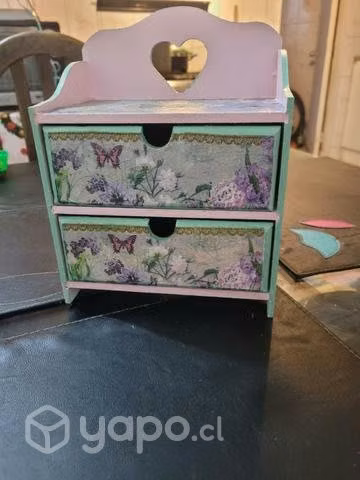 Jollero decorado con servilletas