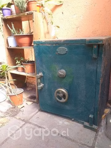 Antiguedad  Caja fuerte "Hercules" bronce