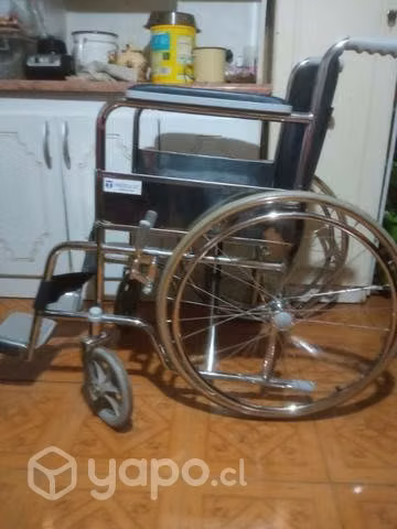 Silla de ruedas con muletas nuevas - Imagen 2