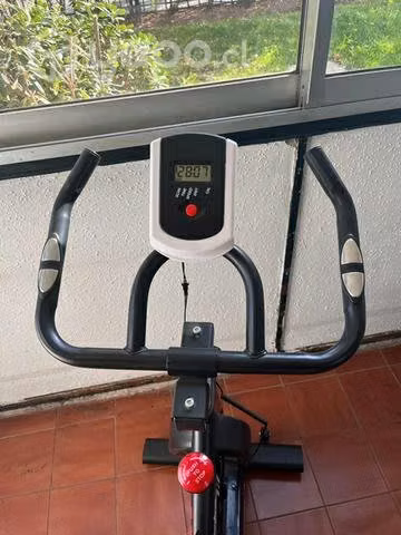 Bicicleta de spinning solo se usó 2 veces