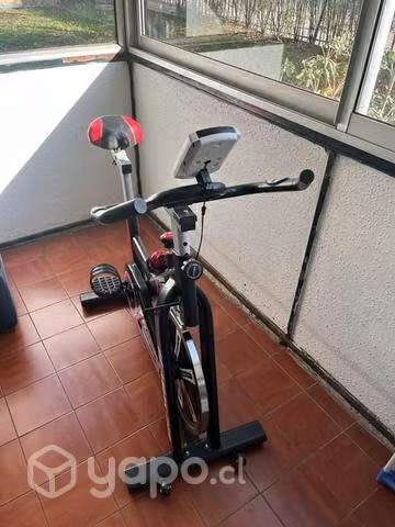 Bicicleta de spinning solo se usó 2 veces