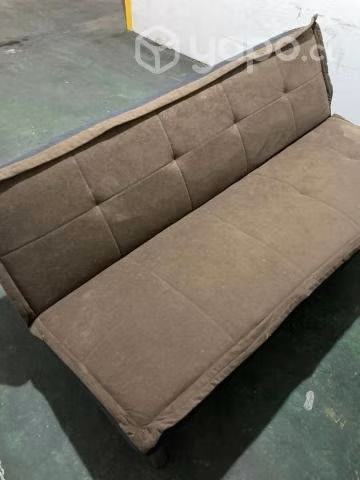 Futon con una fallita