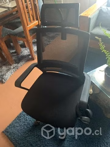 Silla más escritorio