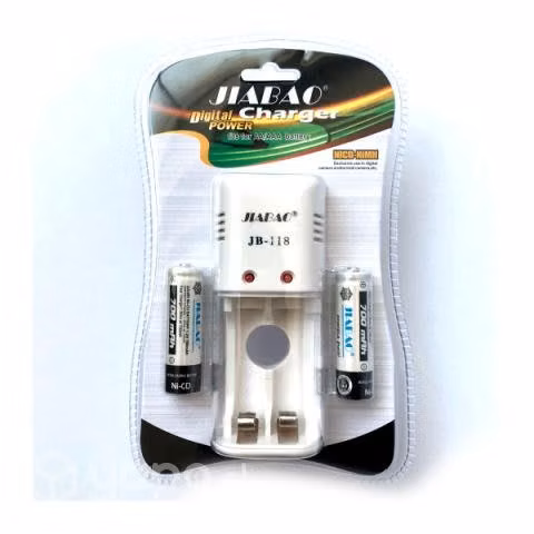 Cargador de pilas con 2 pilas aa 700mah jiabao