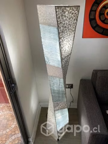 Lampara y cuadro - Imagen 3
