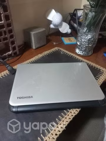Notebook toshiba i3 - Imagen 4