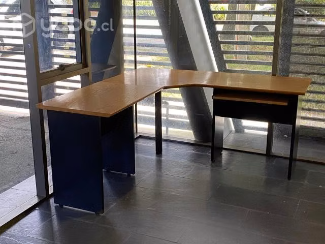 Escritorio en L