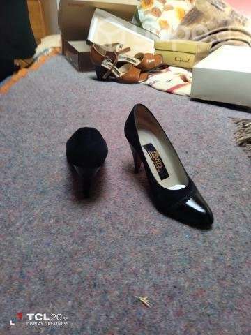 Zapatos y chalas - Imagen 2
