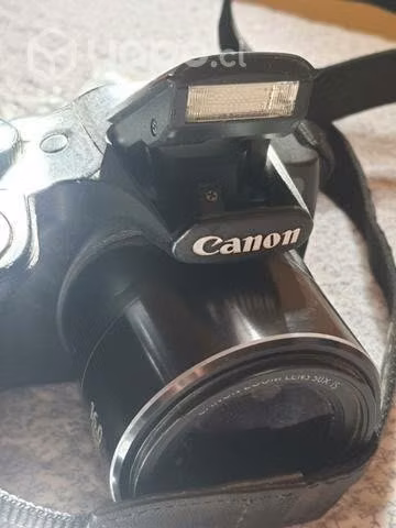 Camara semiprofesional Canon SX530 HS