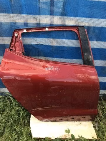 Puerta Trasera RH Renault Clio