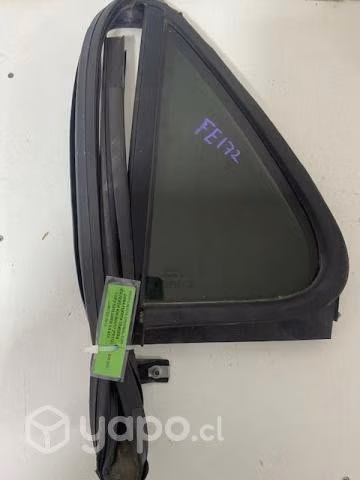 Vidrio aleta original con goma puerta tras izq (FE