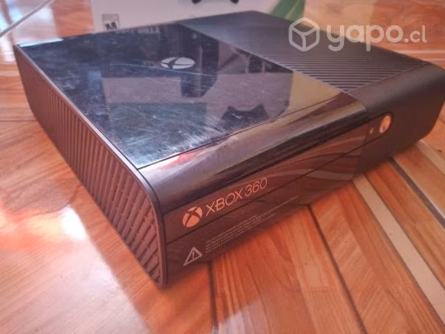 Xbox 360 + 4 juegos fisicos + accesorios - Imagen 2