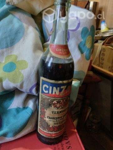 Botellas de Cinzano antiguas llenas - Imagen 2