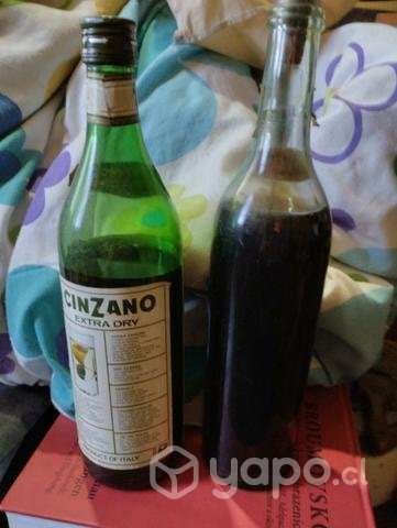 Botellas de Cinzano antiguas llenas - Imagen 3