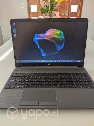 Hp ryzen 5 5500u 8gb ram 2