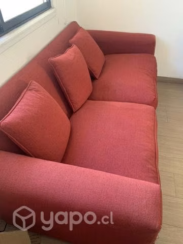 Sillón rojo con cojines - Imagen 2