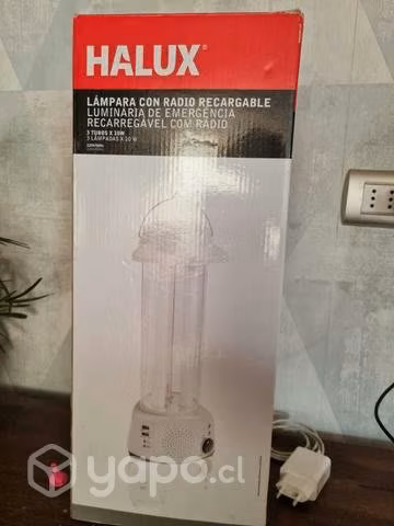Lampara recargable con enchufe y radio
