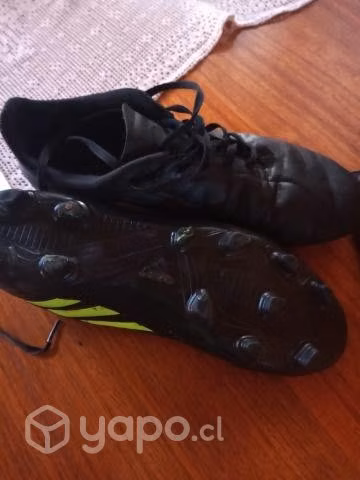 zapatos de fútbol
