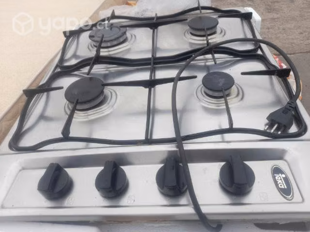 Horno y cosina marca teka en excelente estado