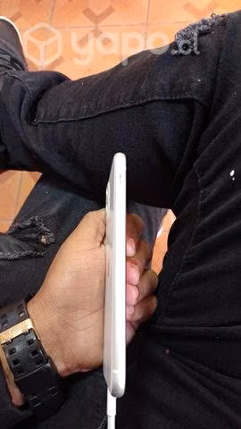 Iphone 11 sin detalle - Imagen 3