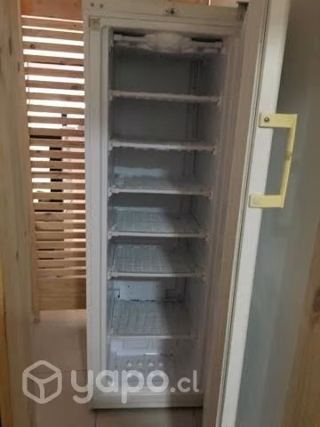 Freezer VERTICAL Daewoo, 255lts