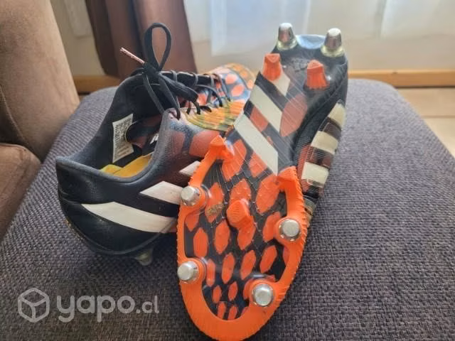 Zapatos de fútbol Adidas Predator semi -pro