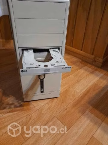 Computador PC de torre