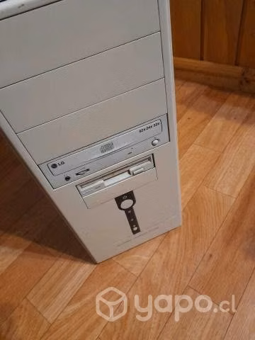 Computador PC de torre