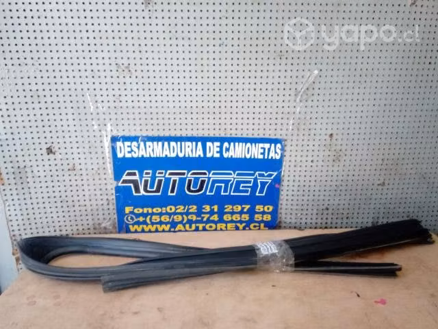 Goma vidrio puerta delantera derecha Volkswagen Am