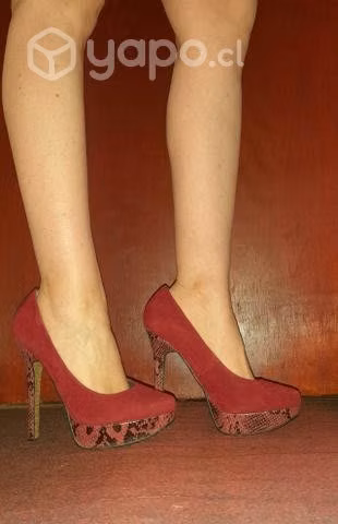 Zapatos mujer color rojo N°38, excelente estado