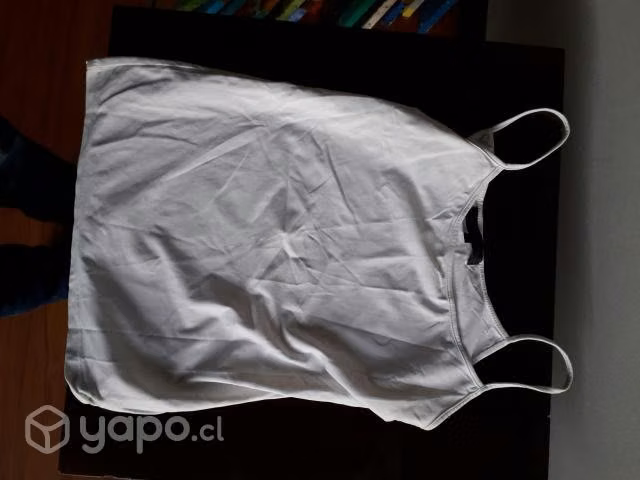 Polera blanca basement basic talla M - Imagen 2