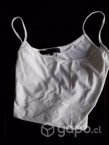 Polera blanca basement basic talla M - Imagen 3