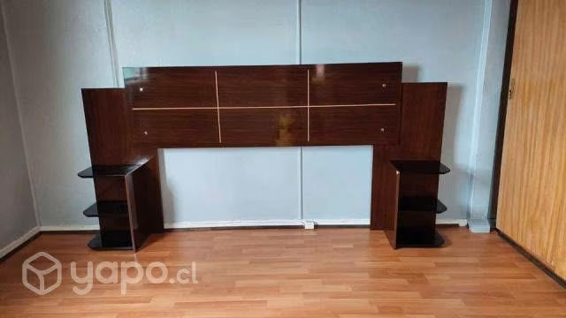 Respaldo con veladores,para cama de 2 plazas