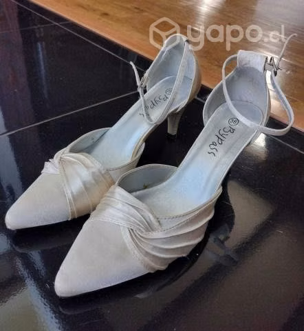 Zapatos de novia