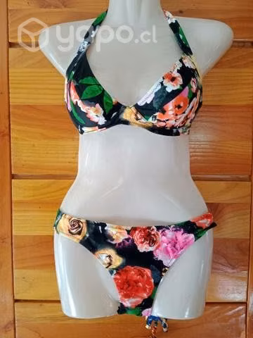 Trajes bikinis