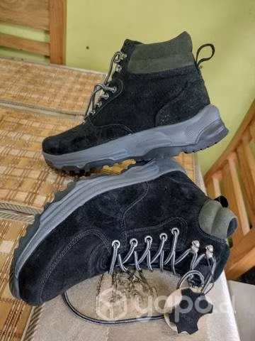 Calzado negro 43 nuevo