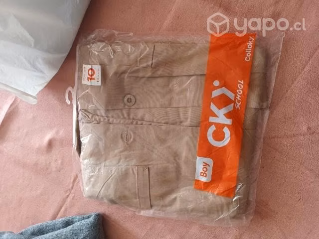 Ropa nueva de colegio