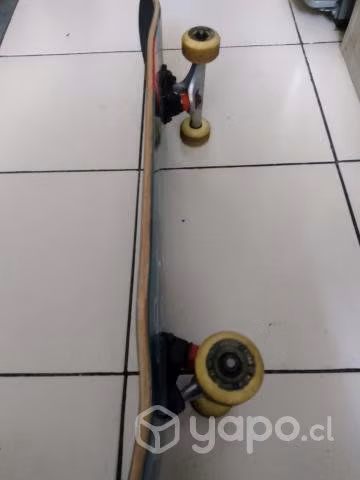 Skate Below Apparel, medida 8 muy poco uso - Imagen 6