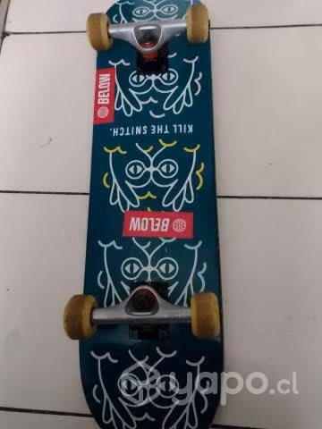 Skate Below Apparel, medida 8 muy poco uso - Imagen 2