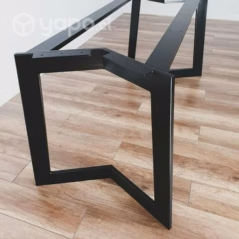 Bases metálicas para mesas