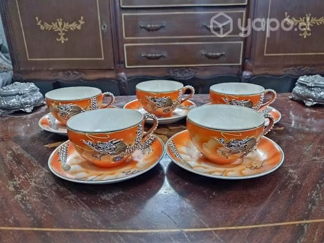 Tazas japonesas de cáscara de huevo
