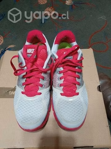 Zapatilla Nike