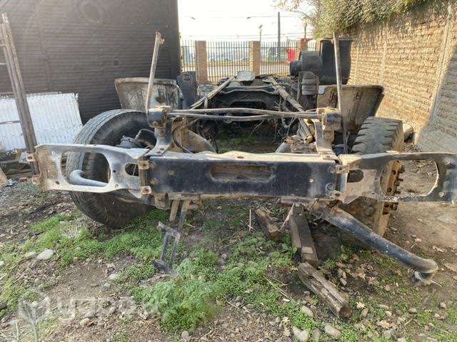 Chassis camión Volkswagen modelo 24250 - Imagen 2