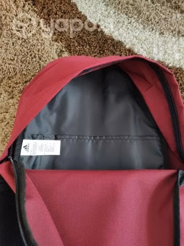 Mochila Adidas color Burdeo - Imagen 3